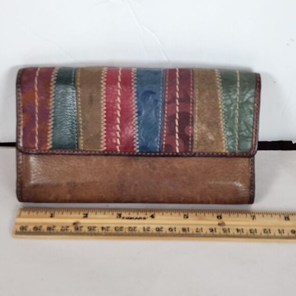Vintage Fossil Genuine Leather Trifold Wallet Patchwork‎ Womens, 7"Lx 4.25"H - Picture 2 of 14